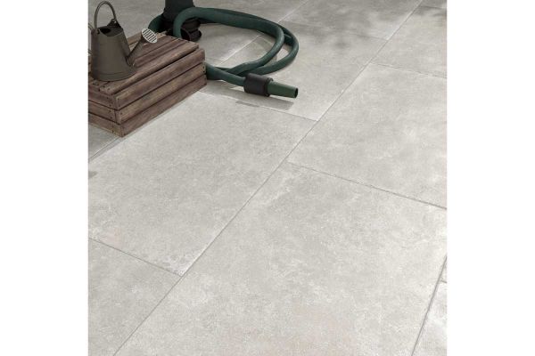 Square sample of Heritage Grey Porcelain Paving in 600x600 format, featuring mid-grey colouring and a natural stone-effect finish.***