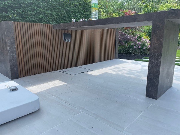 Faro porcelain outdoor kitchen area laid by Landscapes by Design