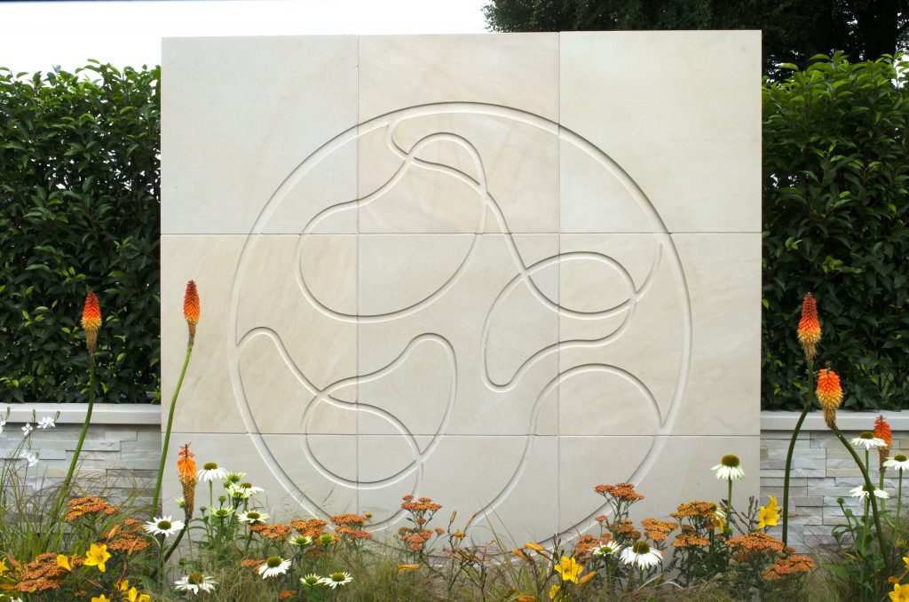 Garden Feature Wall Focuses Attention At RHS Tatton Park