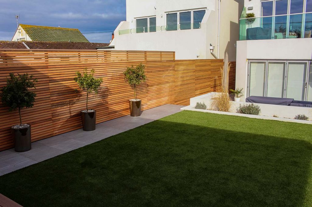 Contemporary Fencing From London Stone