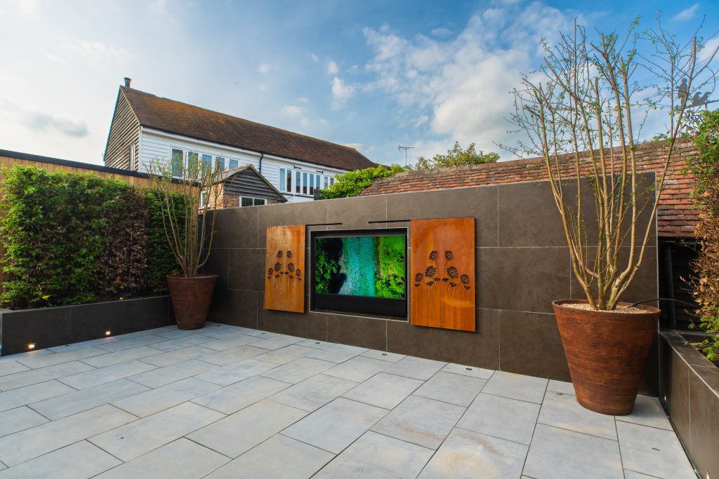 The Smart Garden And London Stone