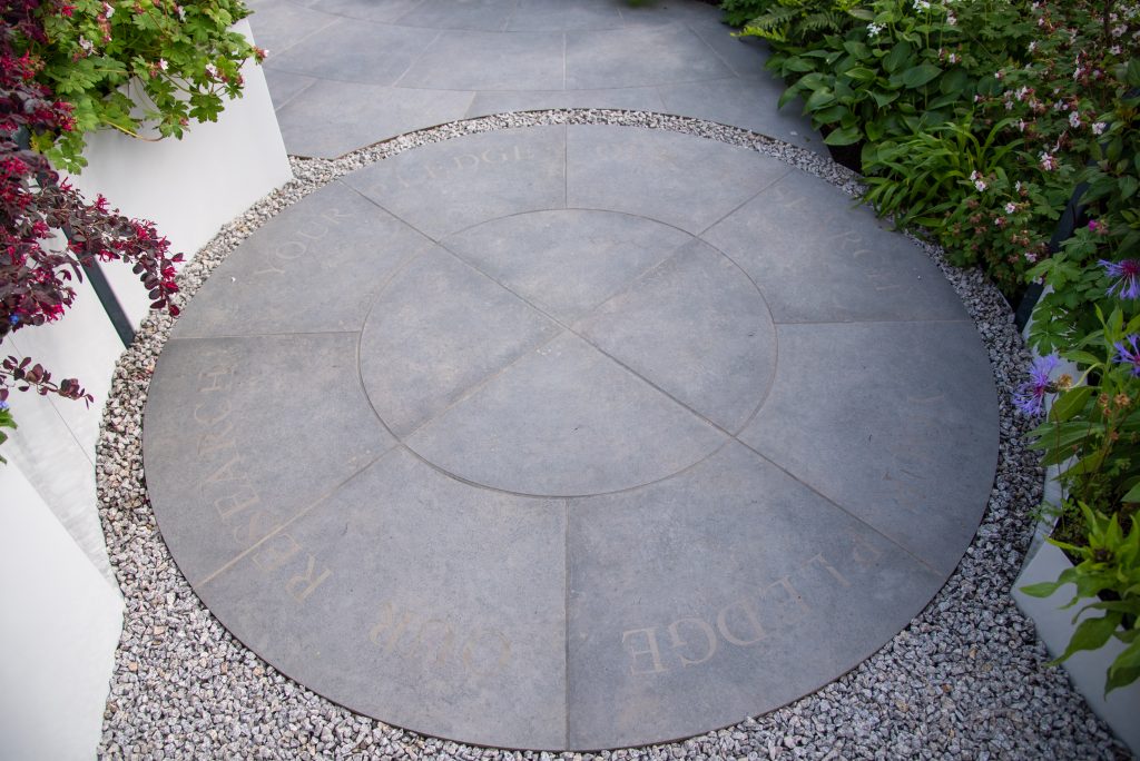 Anthracite Porcelain Paving