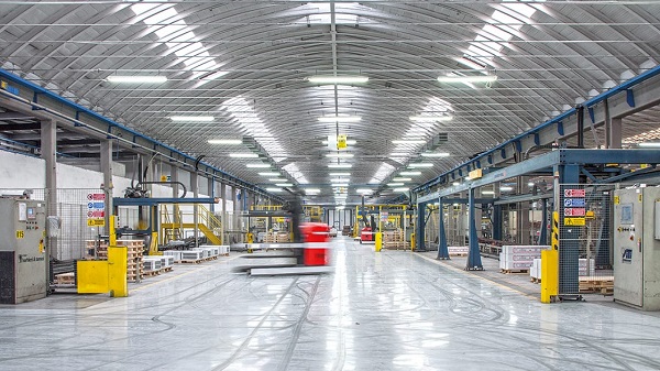 Interior of Italian porcelain tile factory showing how are porcelain tiles made 