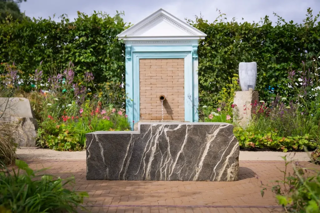 RHS Wentworth 2025 Shows the Versatility of Clay Paving