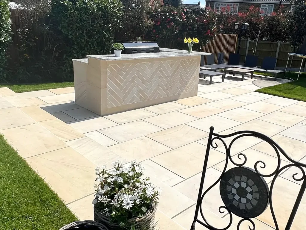 Pre-sealed Paving: New Additions in Sandstone and Limestone
