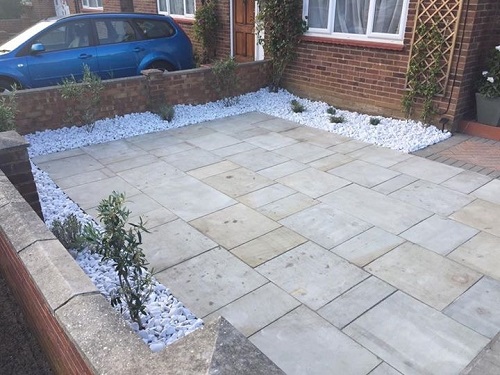Front garden after with Planting and Pebbles