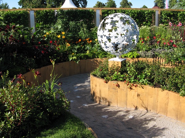 Global Growth Garden, RHS Hampton Court 2016, copyright Helen Gazeley